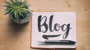"Blog" écrit sur un carnet
